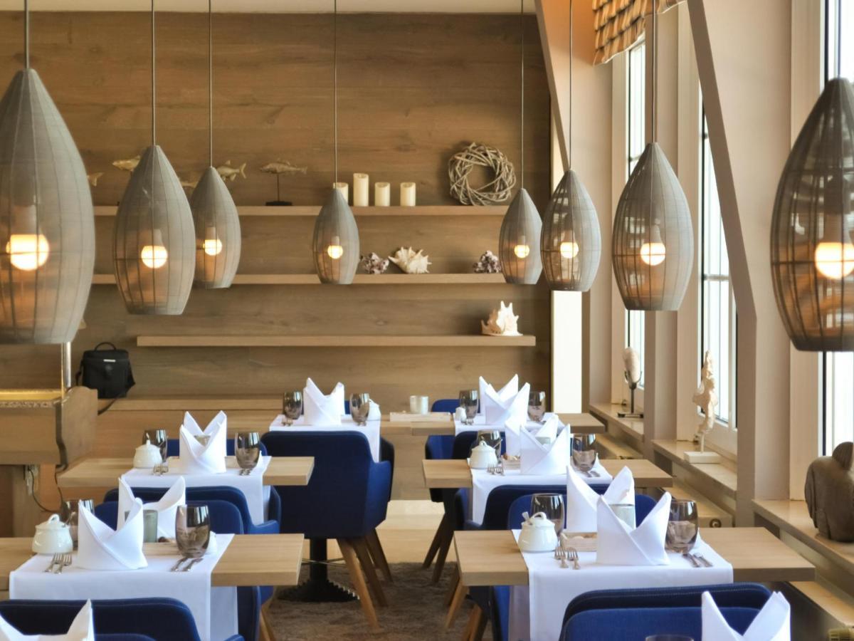 Strandhotel Miramar تيميندورفير ستراند المظهر الخارجي الصورة