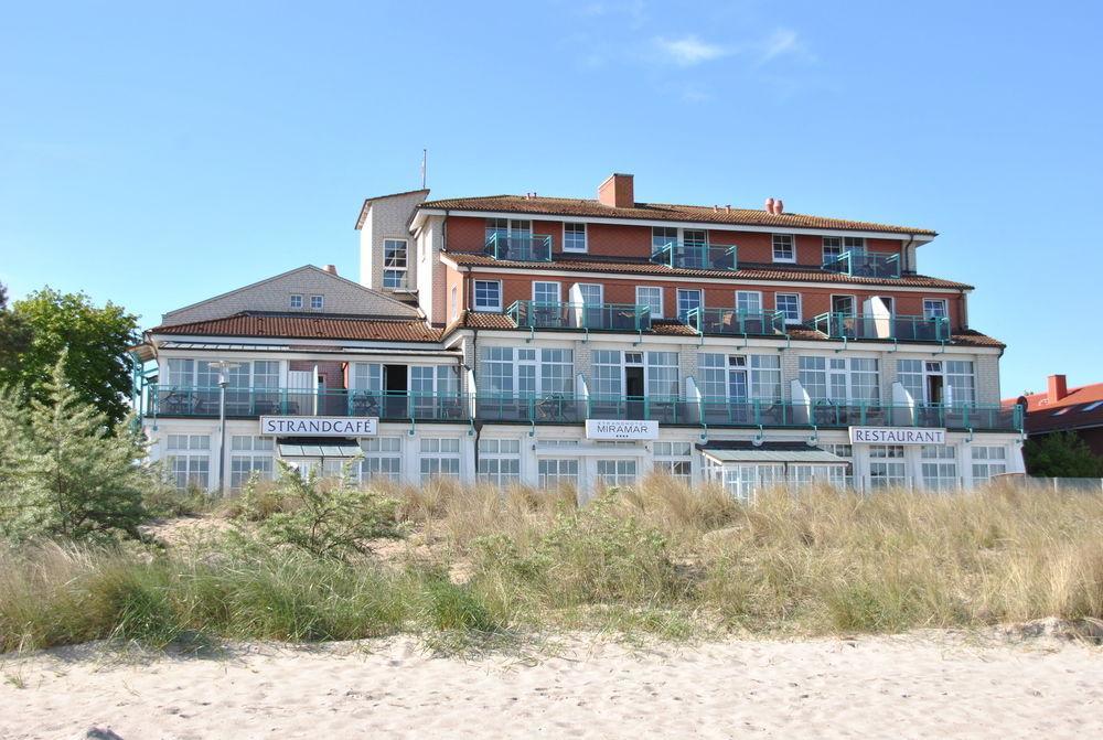 Strandhotel Miramar تيميندورفير ستراند المظهر الخارجي الصورة